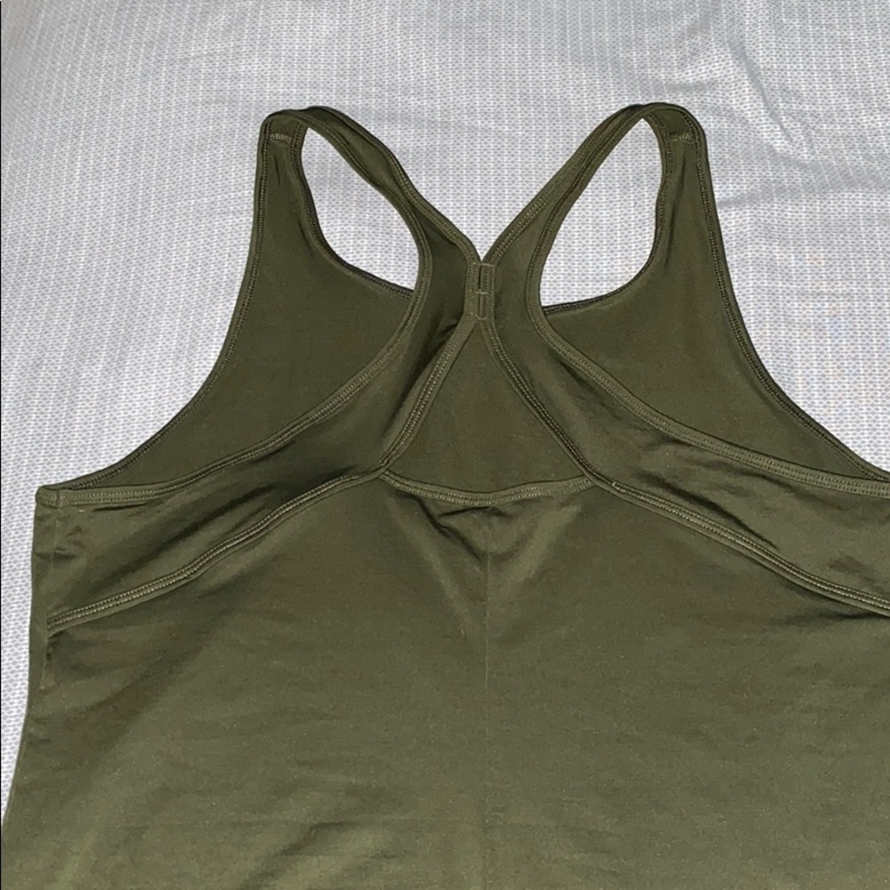 Fabletics Tank - Picture 3 of 3
